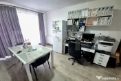 Apartament cu 3 camere, parcare, gradina, zona Porii 