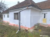 Casa de vanzare, 100 mp + teren de 630 mp, potential excelen 