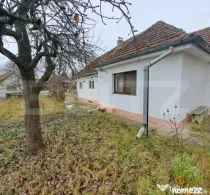 Casa de vanzare, 100 mp + teren de 630 mp, potential excelen