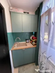 Apartament lux , mobilat ,3 camere, 70 mp utili, zona scoala 