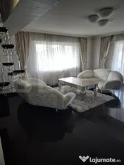 Apartament 4 camere, 135 mp, 2 bai, terasa, parcare, Complex 