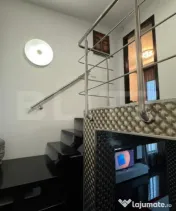 Casa individuala cu 4 camere, 500 mp de teren, garaj de 60 m 