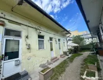 Apartament la casă cu pod mansardabil , 75 mp utili , 3 ca