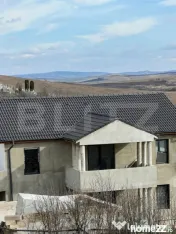 Casă cu 4 camere cu panoramă în centrul Dezmirului! 