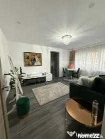 Apartament 2 cu camere, modern, zona M5 – mobilat și util