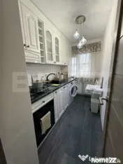 Apartament 2 cu camere, modern, zona M5 – mobilat și util 
