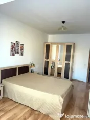 Apartament spatios cu 2 camere, 67mp, etaj intermediar, parc 