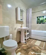 Apartament spatios cu 2 camere, 67mp, etaj intermediar, parc 
