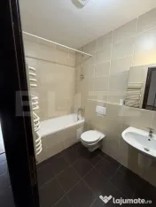 Apartament 2 camere, zona Racadau, bloc nou, etaj intermedia 