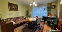 Doua case de vanzare in curte comuna,zona Titulescu Satu Mar 