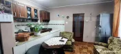 Doua case de vanzare in curte comuna,zona Titulescu Satu Mar 