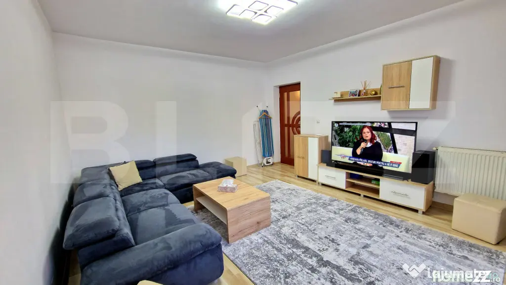 Apartament cu 2 dormitoare, balcon inchis, parter inalt, par - Floresti (Cluj)