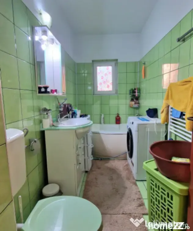 Apartament cu 2 dormitoare, balcon inchis, parter inalt, par - Floresti (Cluj)