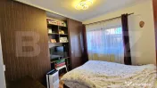 Apartament cu 2 dormitoare, balcon inchis, parter inalt, par 