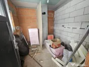 Casa semifinisata de vanzare - Jelna 