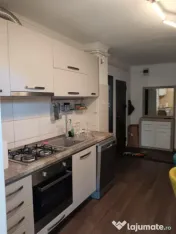 Apartament decomandat, 55 mp, zona Sarari 