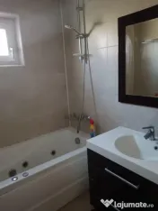 Apartament decomandat, 55 mp, zona Sarari 