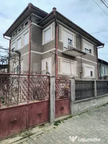 Casa de vanzare, 182 mp - Dej
