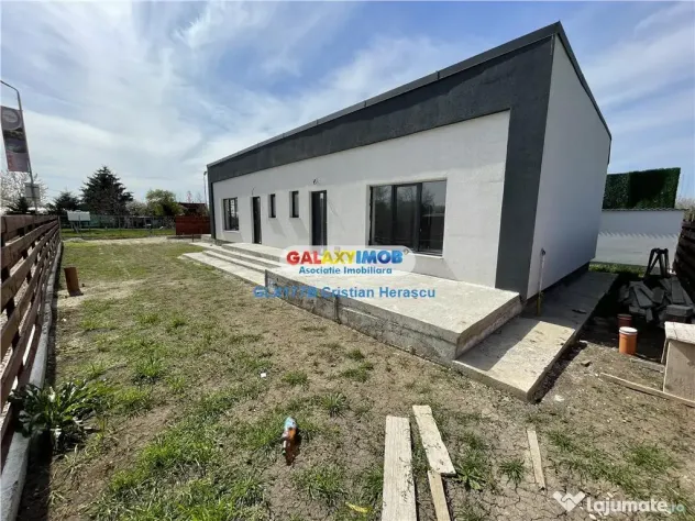 Crevedia Str Uzinei Casa 3 camere 2 bai SU 52 MP Teren 145 M