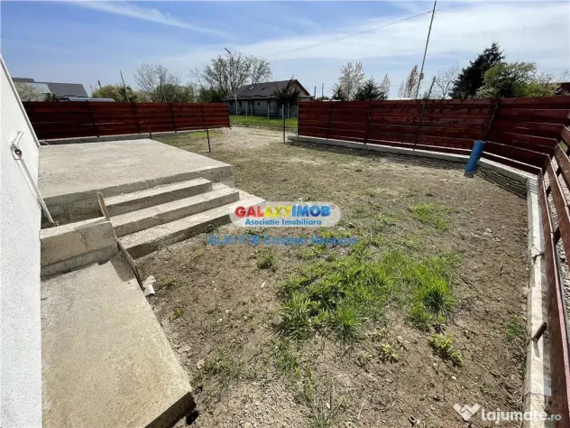 Crevedia Str Uzinei Casa 3 camere 2 bai SU 52 MP Teren 145 M