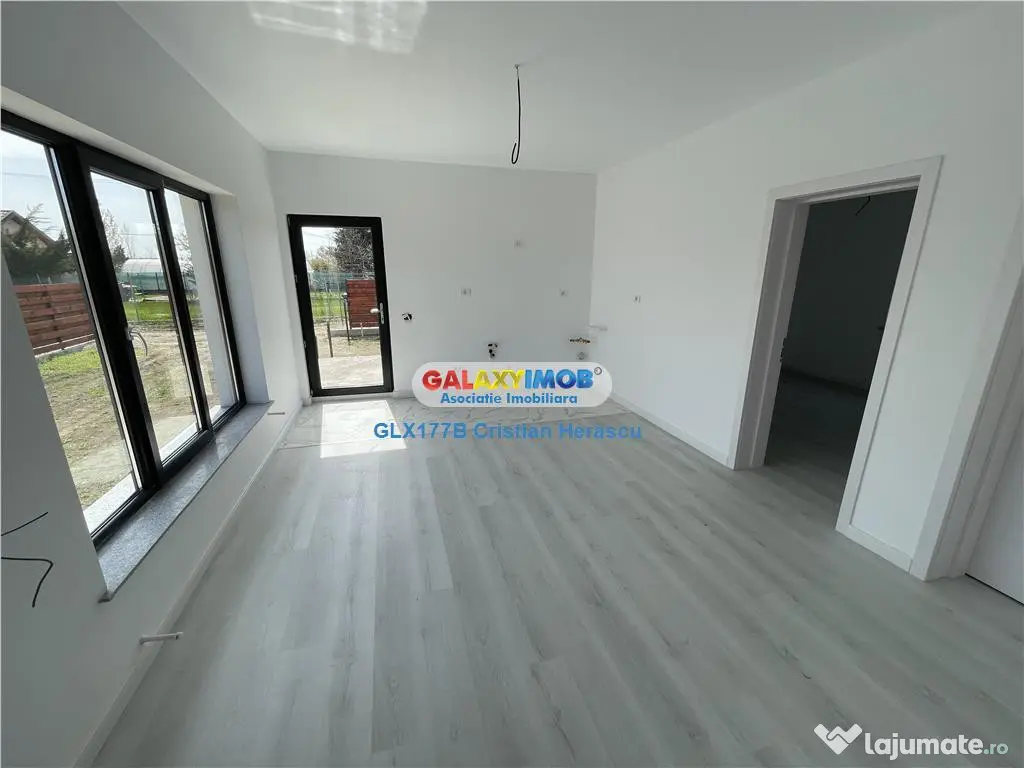 Crevedia Str Uzinei Casa 3 camere 2 bai SU 52 MP Teren 145 M