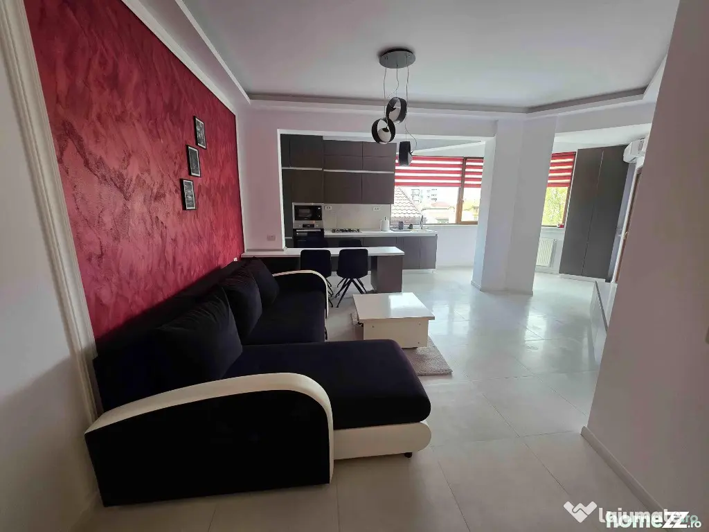 Vand apartament cu 2 camere în Mamaia Nord