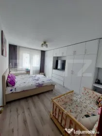 Vand apartament 2 camere - 50 mp - etaj 3, Tudor,