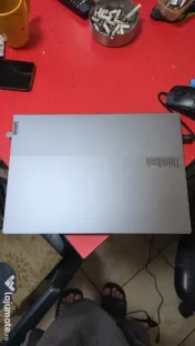 Vând laptop Lenovo ThinkBook 
