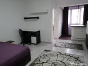Dristor etaj 7 semidecomandat 