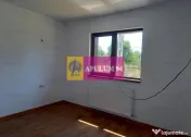 Gulia, casă 4 camere parter, 107 mp utili, curte 500, î... 