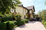 Casa Individuala - 766mp - Piscina si foisor- 7 camere 7 bai 