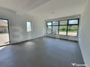 Spatiu comercial, 5 parcari, 100mp utili 