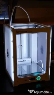 Imprimanta 3D Ultimaker 3 Extended, include accesorii & 3 role filament PLA 