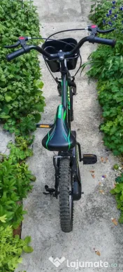 Vând bicicletă copii 