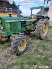 Tractor John Deere 710 și John Deere 2030 