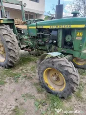 Tractor John Deere 710 și John Deere 2030 