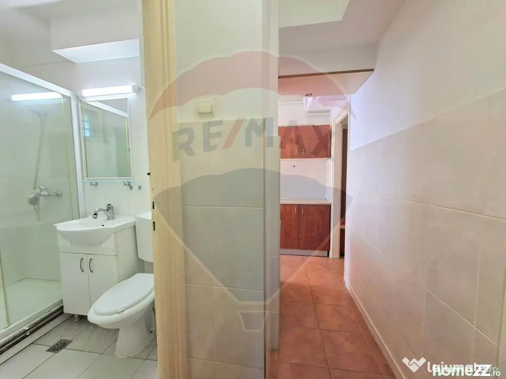 Apartament 2 camere decomandat, centrala gaz, de închiri...