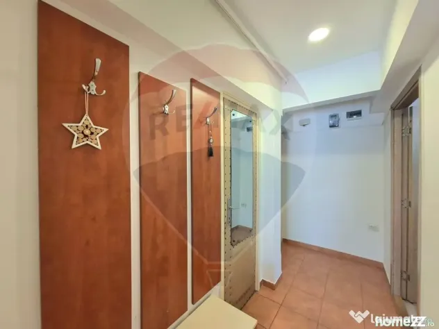 Apartament 2 camere decomandat, centrala gaz, de închiri...