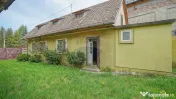 Casă / Vilă cu 4 camere de vânzare 