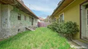 Casă / Vilă cu 4 camere de vânzare 