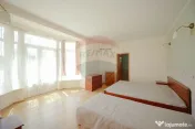 De vânzare pensiune cu restaurant, teren 4.750 mp – B?... 