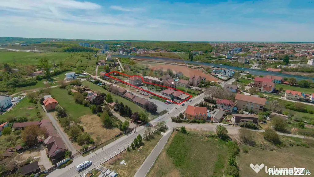 De vânzare pensiune cu restaurant, teren 4.750 mp – B?...