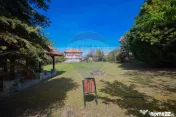 De vânzare pensiune cu restaurant, teren 4.750 mp – B?... 