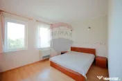 De vânzare pensiune cu restaurant, teren 4.750 mp – B?... 