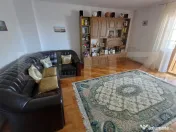 Casă 6 camere, S construita 375 mp, zona Zamca 