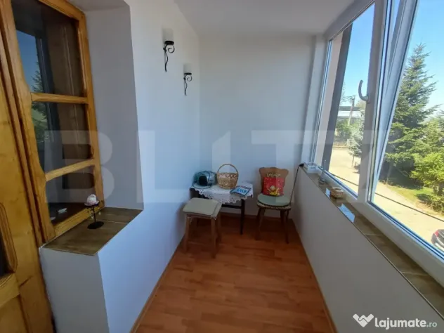Casă 6 camere, S construita 375 mp, zona Zamca