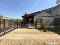 Vila deosebita langa padure in Plopu Nisipoasa.