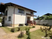 Vila deosebita langa padure in Plopu Nisipoasa. 