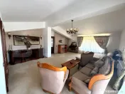 Vila deosebita langa padure in Plopu Nisipoasa. 
