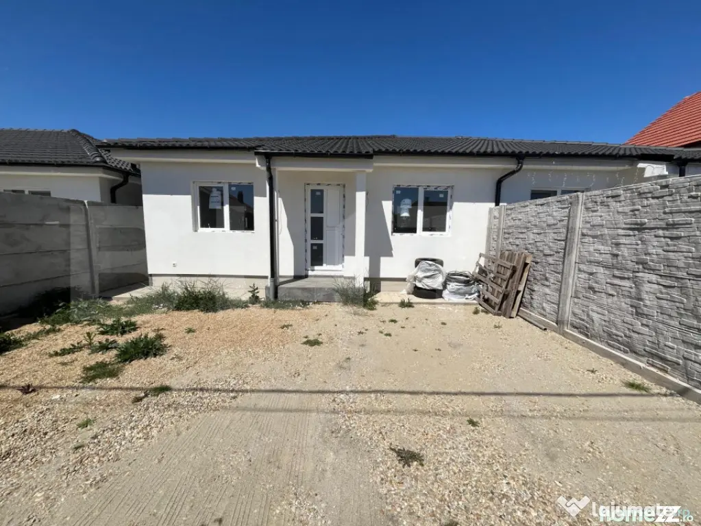 De vanzare duplex modern, finisat cu eficienta energetica ri